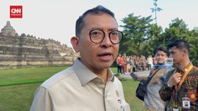 VIDEO: Fadly Zon Berencana Permanenkan Stairlift di Candi Borobudur