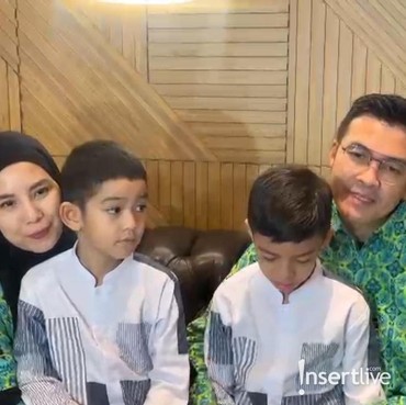 Tya Ariestya dan Suami Naik Haji Pertama Kali, Sudah Siapkan 3 Daftar Doa