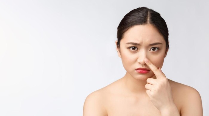 Kenapa Jerawat Sering Muncul di Area Hidung? Yuk, Cari Tahu Penyebabnya!