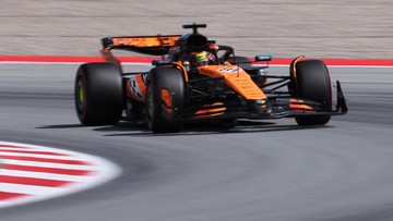 Update Eksklusif Olahraga CNN : Piastri Pole Position di F1 GP Spanyol, Kalahkan Norris