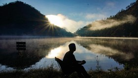 FOTO: Pendakian Gunung Semeru Dibuka, Hanya Sampai Ranu Kumbolo