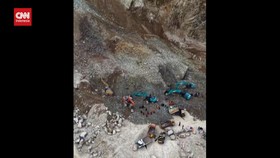 VIDEO: BNPB Terus Mencari Korban Hilang Longsor Tambang di Cirebon
