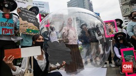 FOTO: Aksi Publik Peduli Udara Digelar di CFD Bundaran HI