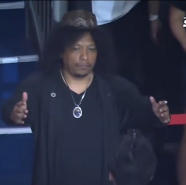 Arie Kriting Tampil Jadi Dukun di Pertandingan Voli, Diduga Sindir Fitnah Nursyah