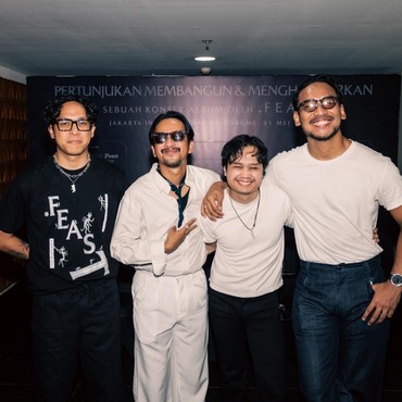 Lirik Lagu O, Tuan - .Feast