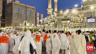 DPR Ungkap Biang Kerok Ongkos Haji Rentan Naik Ikuti Kondisi Pasar