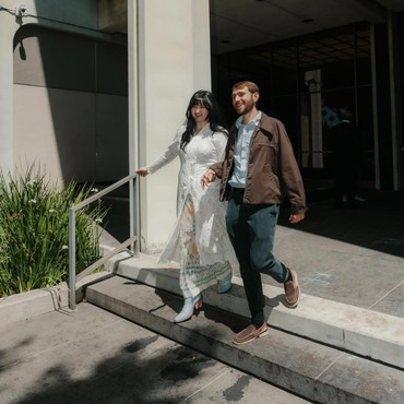 Digelar Sederhana Tanpa Pesta, 7 Foto Bahagia Stephanie Poetri Dinikahi Asisten Pribadi