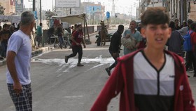 Israel Kembali Tembaki Ribuan Warga Gaza yang Antre Bantuan, 17 Tewas