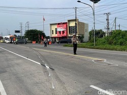 Pemotor Mau Nyeberang Tewas Ditabrak Sugeng Rahayu di Bypass Mojokerto