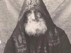 Sosok Pria yang Tak Pernah Melihat Wanita hingga Meninggal Dunia