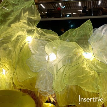 Menyelami Dunia Wewangian Melalui Sentuhan Seni dan Inovasi