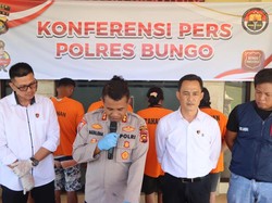 Pecatan Polisi di Bungo Ditangkap karena Edarkan Sabu Bersama Istri Siri