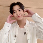 Aktor Korea Rowoon Akan Menjalani Wajib Militer Juli 2025