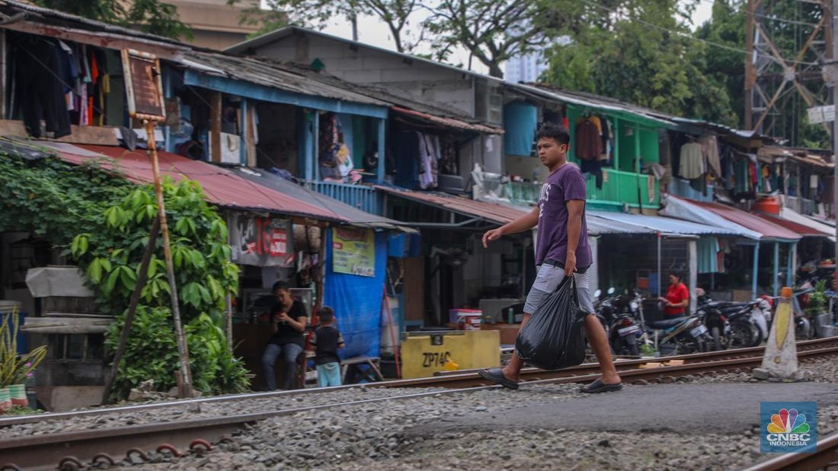 Mengapa Warga RI Sulit Keluar dari Kemiskinan? Ini Jawaban Mensos