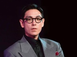 Perdana Muncul di Panggung, T.O.P Eks Big Bang Tuai Sorotan