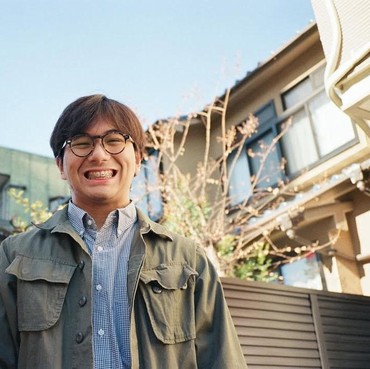 Dicap Cowok Insecure, Ini 7 Potret Arief Meivio Adik Abel Cantika yang Selingkuhi Audinna