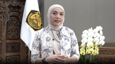 Dwi Anggia Juru Bicara Kementerian ESDM menyampaikan Tanggapan Kementerian ESDM terkait Kebijakan Pembatalan Diskon Tarif Listrik