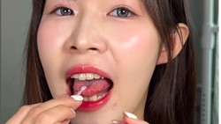 Influencer Pemakan Kosmetik Mendadak Meninggal Dunia