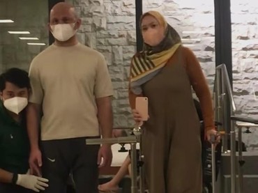 img-title Tiga Kali Alami Serangan Stroke, 7 Potret Terbaru Kondisi Harry Pantja 'Dunia Lain'