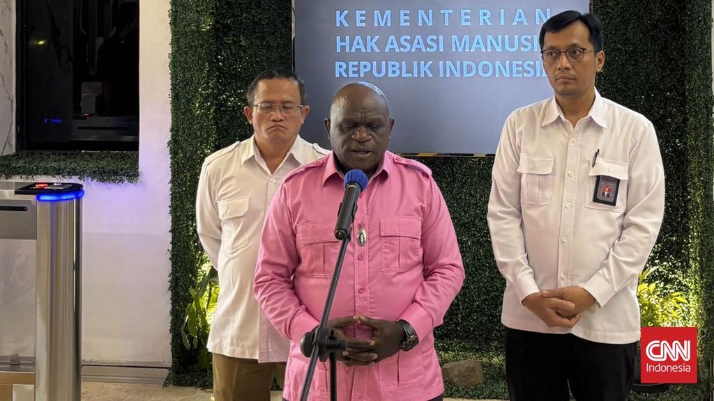 Menteri HAM Pigai Belum Baca KUHP Baru soal Demo Harus Lapor Polisi