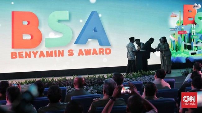 Gubernur DKI Jakarta Pramono Anung menjanjikan pemenang Benyamin S Award untuk melihat kota-kota besar di dunia.