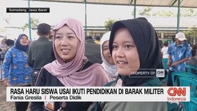 VIDEO: Rasa Haru Siswa Usai Ikuti Pendidikan di Barak Militer