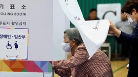 FOTO: Mengintip Serba-serbi Pilpres di Negeri Ginseng Korsel