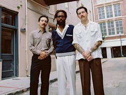 Lirik Lagu Can I Call You Rose? - Thee Sacred Souls