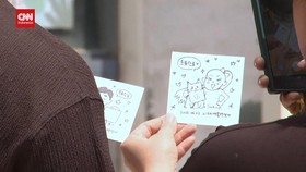VIDEO: Korsel Rayakan Pemilu dengan Stempel Foto K-Pop dan Hewan