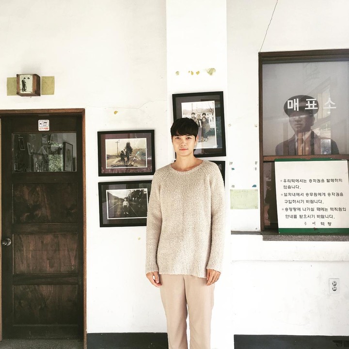 <p>Pemeran Palcheokgwi atau roh 2,5 meter dalam drama Korea The Haunted Palace ternyata adalah aktor tampan Seo Do Young. (Foto: Instagram @seo.do.young)</p>