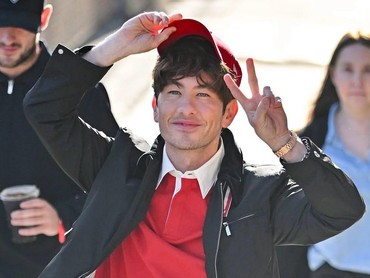 Perjuangan Barry Keoghan Lepas dari Narkoba, Ibu Meninggal Kecanduan Heroin