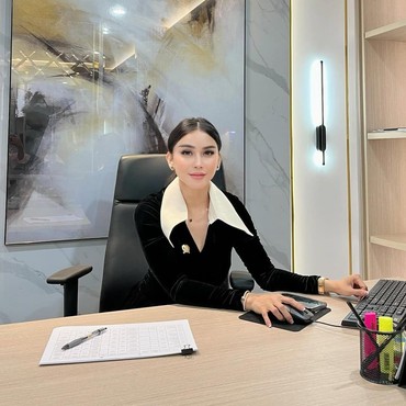 Jadi Anggota DPRD, Bebizie Fokus Perjuangkan Hak Wanita Indonesia