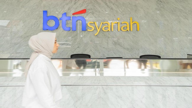 Penuhi Syarat OJK, BTN Percepat Spin Off BTN Syariah Dalam proses spin off BTN Syariah yang saat ini sedang berjalan, BTN memastikan untuk tetap teguh terhadap peraturan OJK.