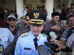 Dedi Mulyadi Lantik Cecep-Asep Jadi Bupati dan Wakil Bupati Tasikmalaya