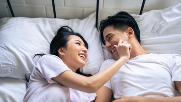 Apa Itu Pillow Talk? Kegiatan yang Disarankan Suami Nikita Willy untuk Pasangan