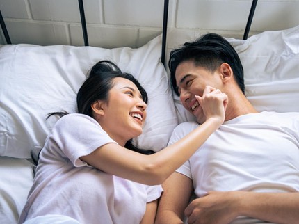 Apa Itu Pillow Talk? Kegiatan yang Disarankan Suami Nikita Willy untuk Pasangan