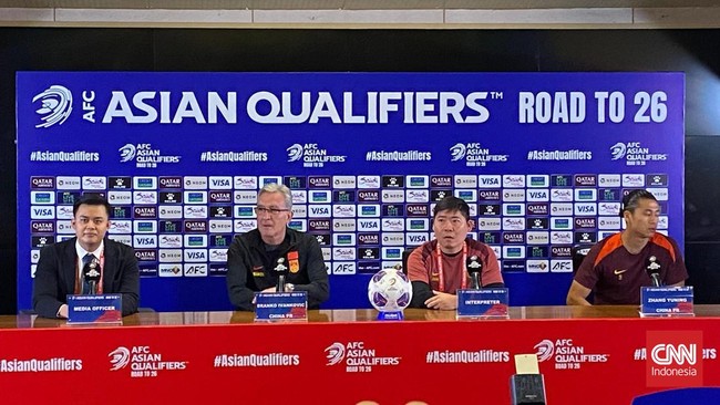 Tak Ada Rahasia di Tim Kami Pelatih timnas China Branko Ivankovic menyatakan tidak ada formula rahasia yang disembunyikan timnya jelang lawan Timnas Indonesia di SUGBK, Kamis (5/6).