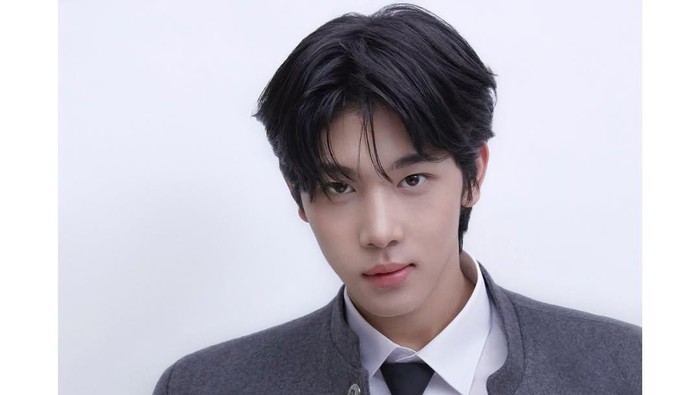 img-title Jelang Debut, STARSHIP Umumkan Park Jun Hwan Keluar dari Grup Baru IDID