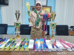 Perjuangan Inas Koleksi 37 Medali Demi Jadi Perenang Dunia