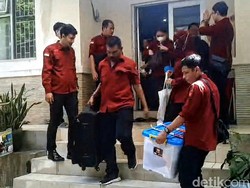 Video Kejari Geledah Kantor DLH Sukabumi, Sita 50 Dokumen-Laptop