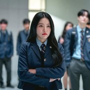 Yeri dan Teman-teman di Cheongdam High School Kembali Memulai Ketegangan di Potret Adegan Pertama Bitch X Rich 2