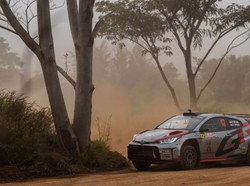 Ryan Nirwan-Adi Indiarto Kuasai Putaran Ketiga Kejurnas Sprint Rally