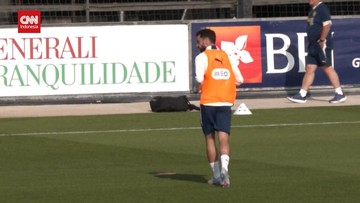 Liputan Olahraga CNN Sport : VIDEO: Bruno Fernandes Tolak Gaji 4 Kali Lipat dari Al Hilal