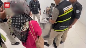 VIDEO: Perempuan Bawa Sabu 5kg dari Malaysia ke Batam Ditangkap