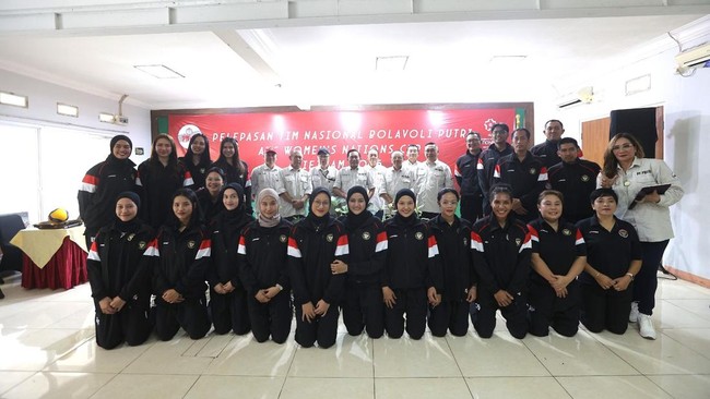 Tanpa Megawati, Timnas Voli Putri Ditargetkan 4 Besar AVC Nations Cup Timnas Voli Putri Indonesia ditargetkan lolos ke empat besar AVC Women's Nations Cup 2025 meski tak diperkuat Megawati Hangestri Pertiwi.