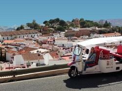 Bukan di Thailand, Ini Tuk Tuk Spanyol