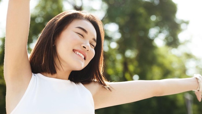 5 Trik yang Bisa Membuat Kamu Wangi Sepanjang Hari, Mudah Diterapkan! 5 Trik yang Bisa Membuat Kamu Wangi Sepanjang Hari, Mudah Diterapkan!
