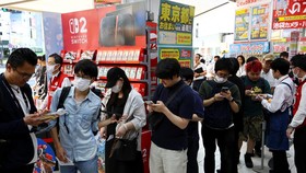 FOTO: Nintendo Switch 2 Rp7 Jutaan Diburu di Jepang