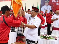 Bupati Sanjaya Lepas Atlet Pelajar Tabanan Tanding di PORJAR Bali 2025