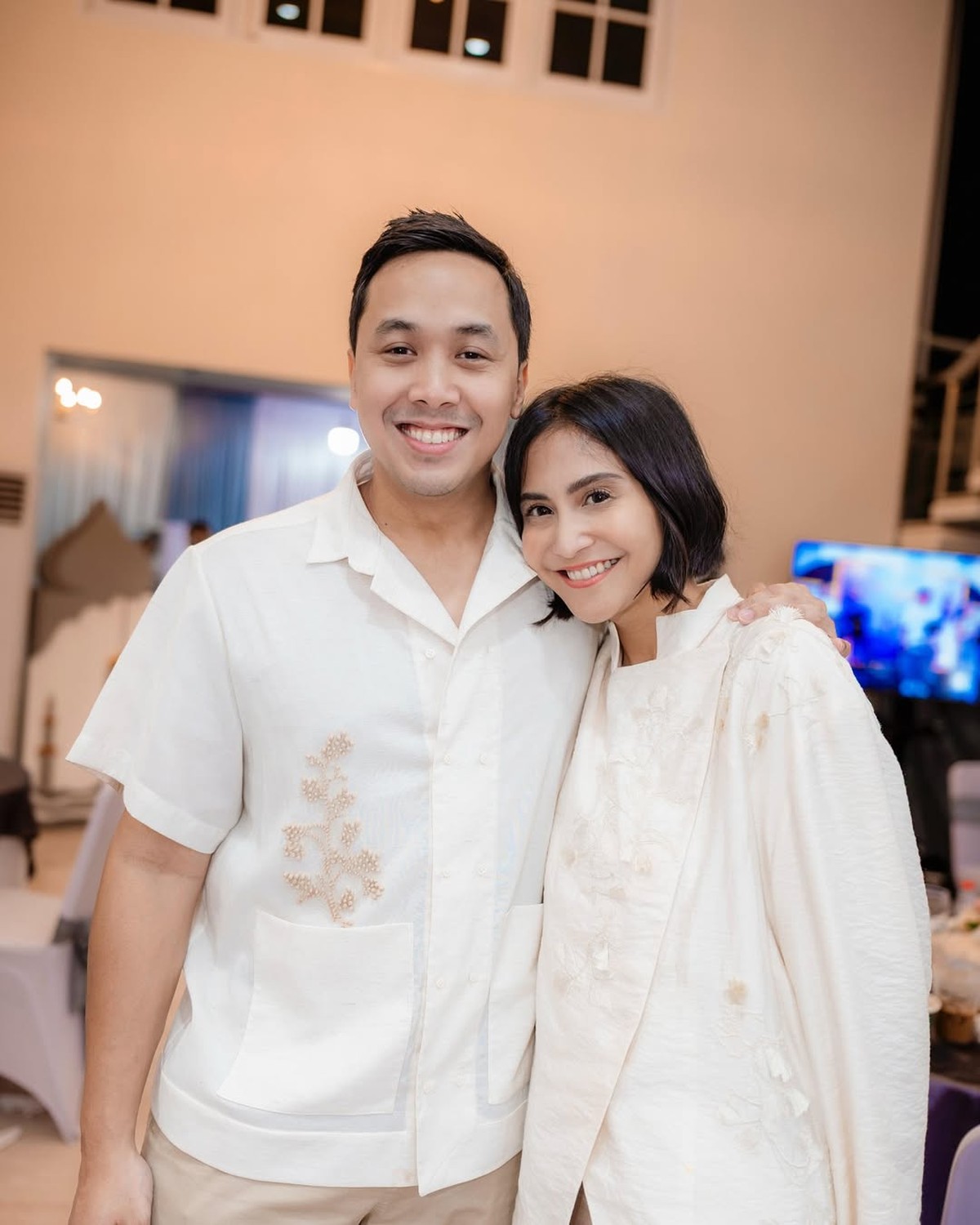 Caca Tengker dan Sang Suami Barry Tamin